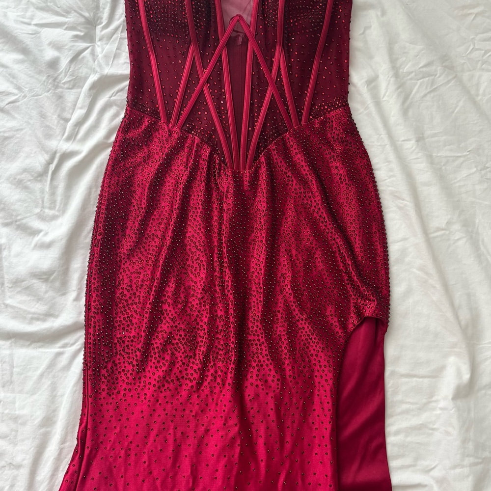 Red Pleated Sweetheart Gown for Cocktail